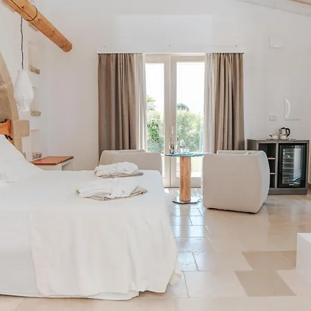 Hotel Masseria Longa Boutique 4*